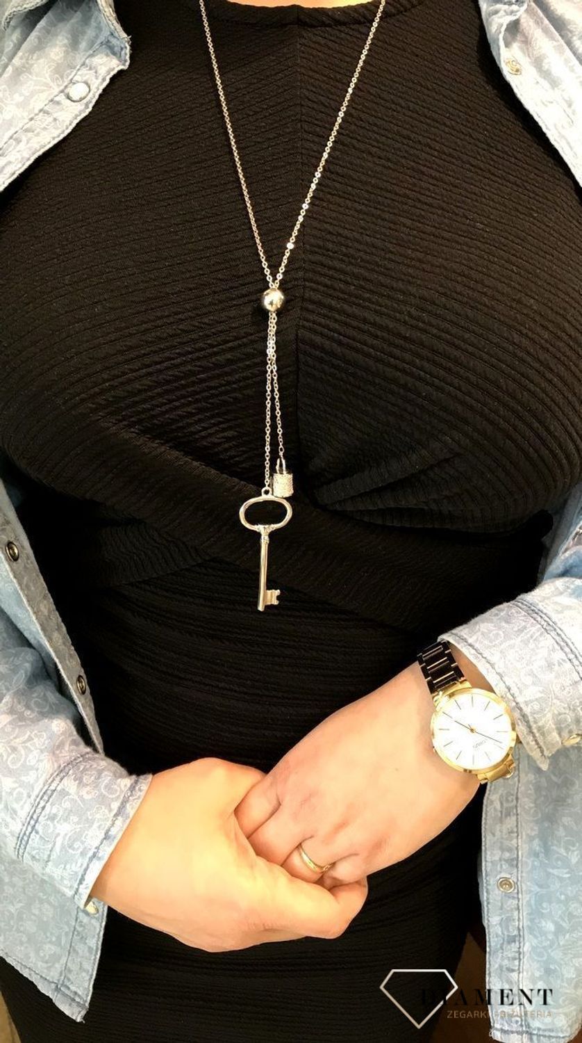 Naszyjnik srebrny z motywem kłódki i klucza. Naszyjnik typu krawatka z pięknym ażurkowym łańcuszkiem. Idealny pomysł na prezent dla młodej kobiety..jpg